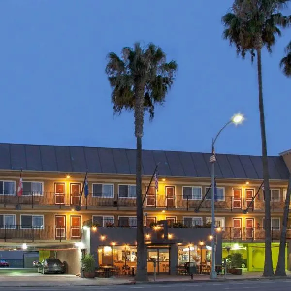 Travelodge by Wyndham Culver City
