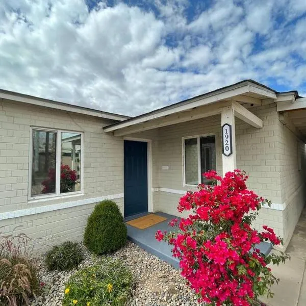 zzz Msg for 5 percent off zzz 3Bed 1Bath KingKingQueenBeds House MidtownPHX